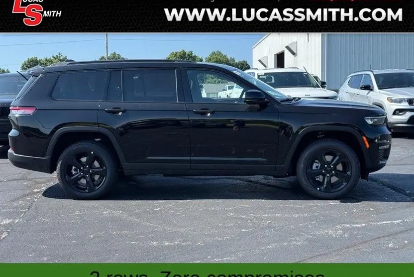 2025 Jeep Grand Cherokee Limited photo 1