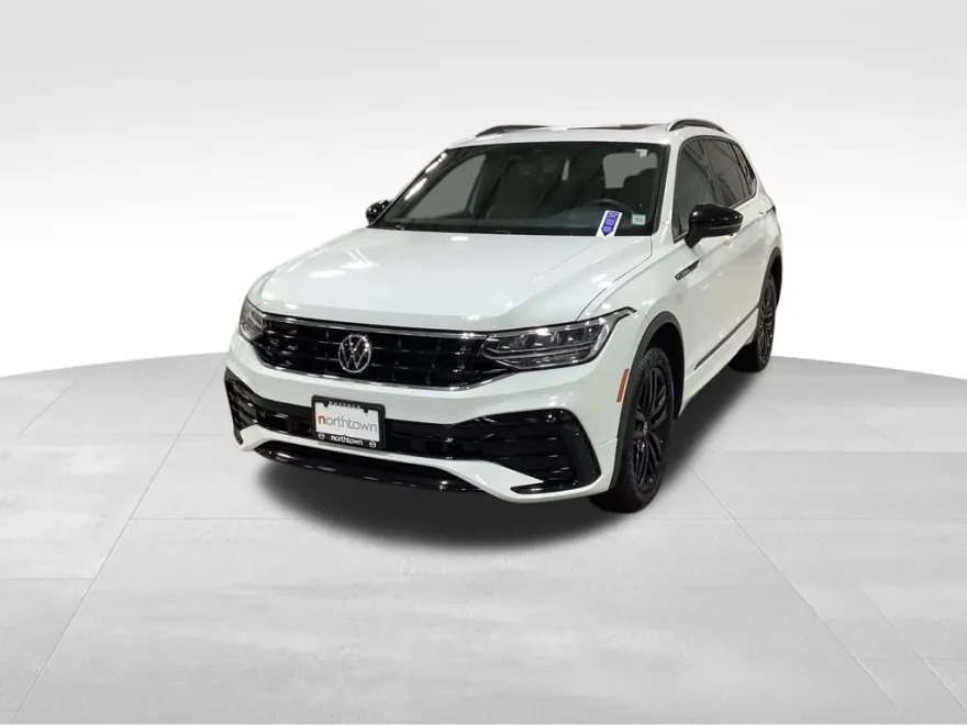 2022 Volkswagen Tiguan SE R-Line Black photo 1