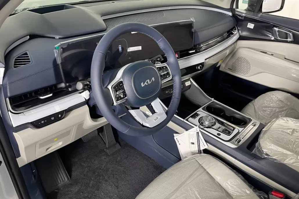 2026 Kia Carnival SX Prestige photo 1