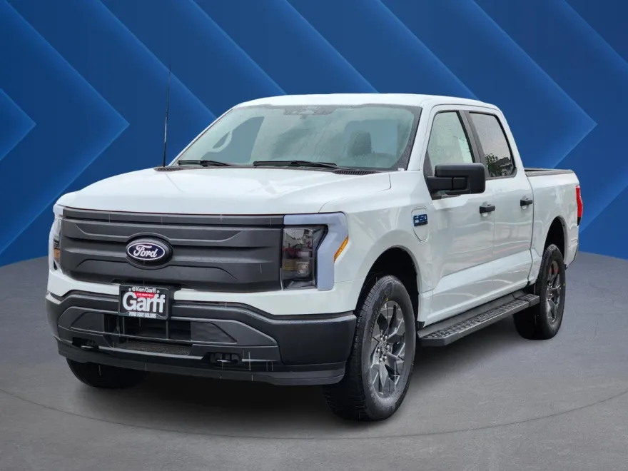 2025 Ford F-150 Lightning photo 1