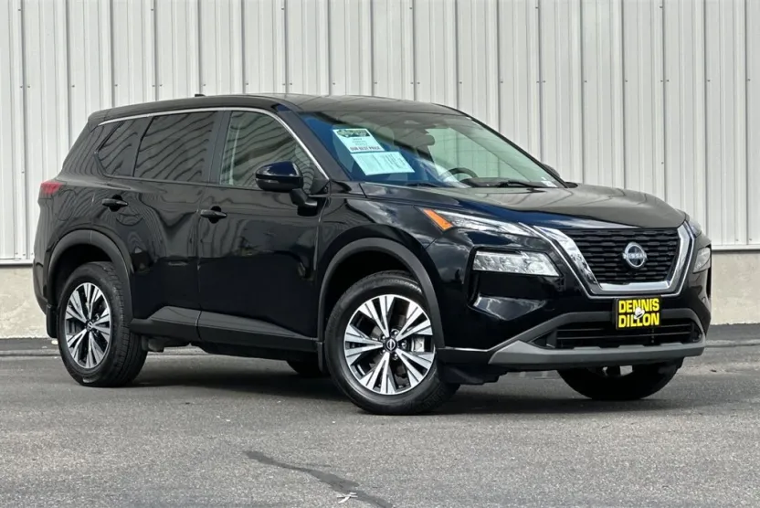 2022 Nissan Rogue SV photo 1