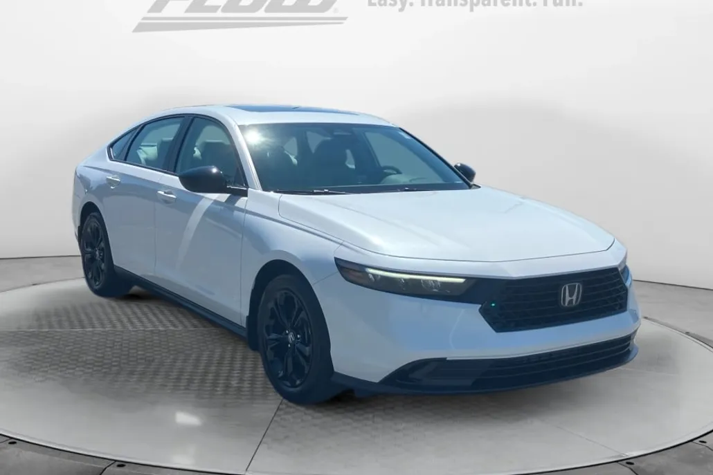 2025 Honda Accord SE photo 1