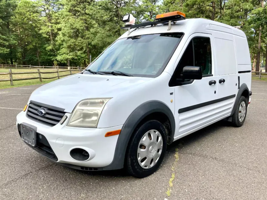 2013 Ford Transit Connect XLT photo 1