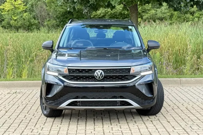 2024 Volkswagen Taos S photo 1