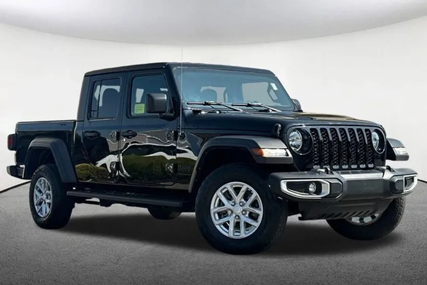 2023 Jeep Gladiator Sport photo 1
