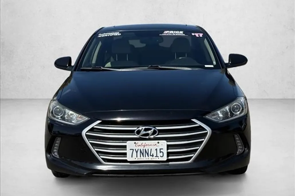 2017 Hyundai Elantra Value Edition photo 1