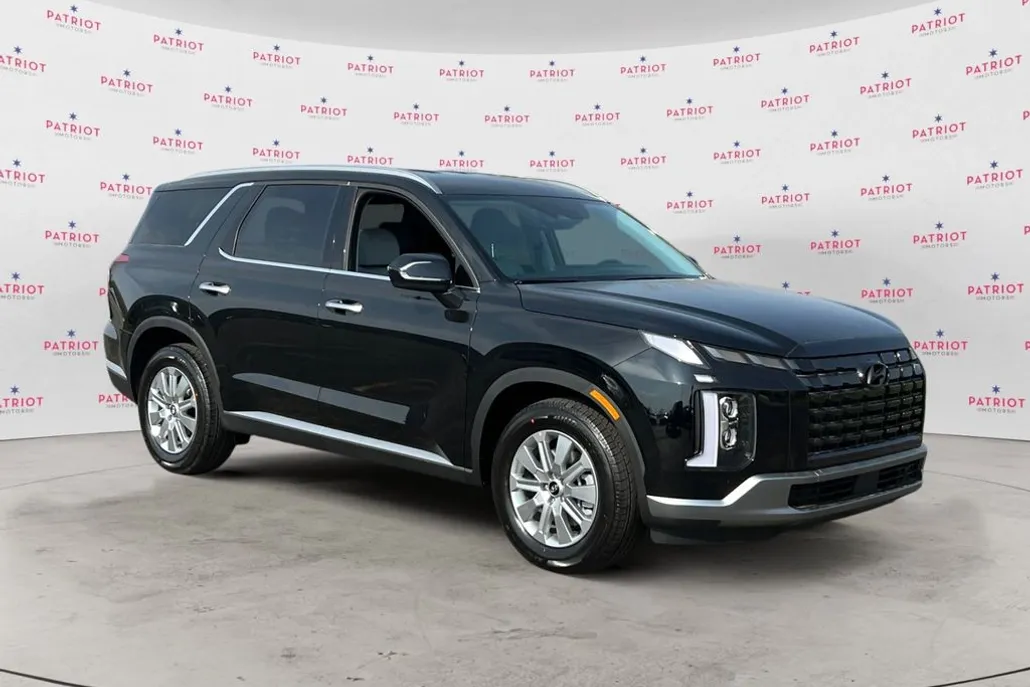 2025 Hyundai Palisade SEL photo 1
