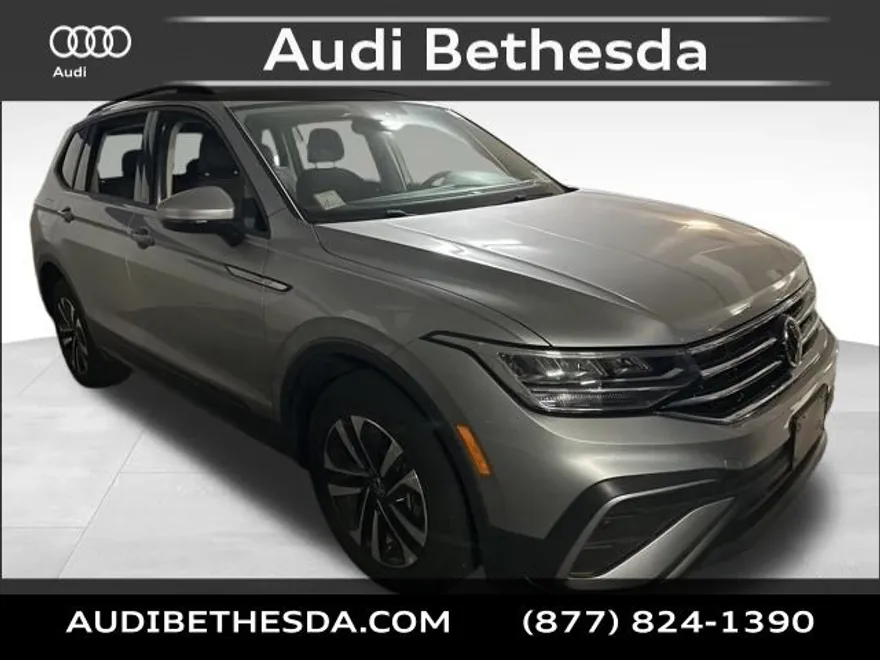 2023 Volkswagen Tiguan S photo 1