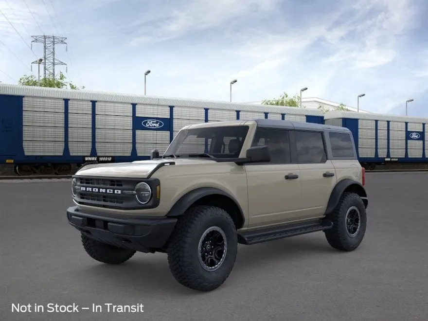 2025 Ford Bronco Base photo 1