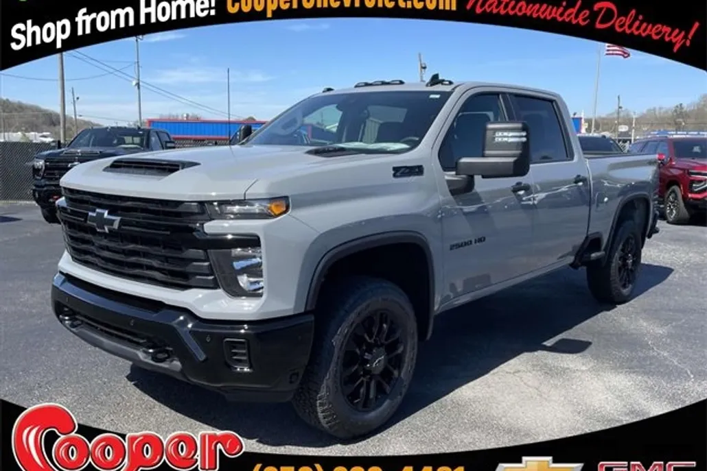 2025 Chevrolet Silverado 2500HD Custom photo 1