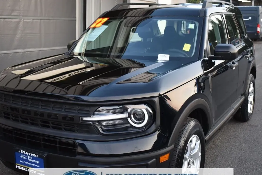2022 Ford Bronco Sport Base photo 1