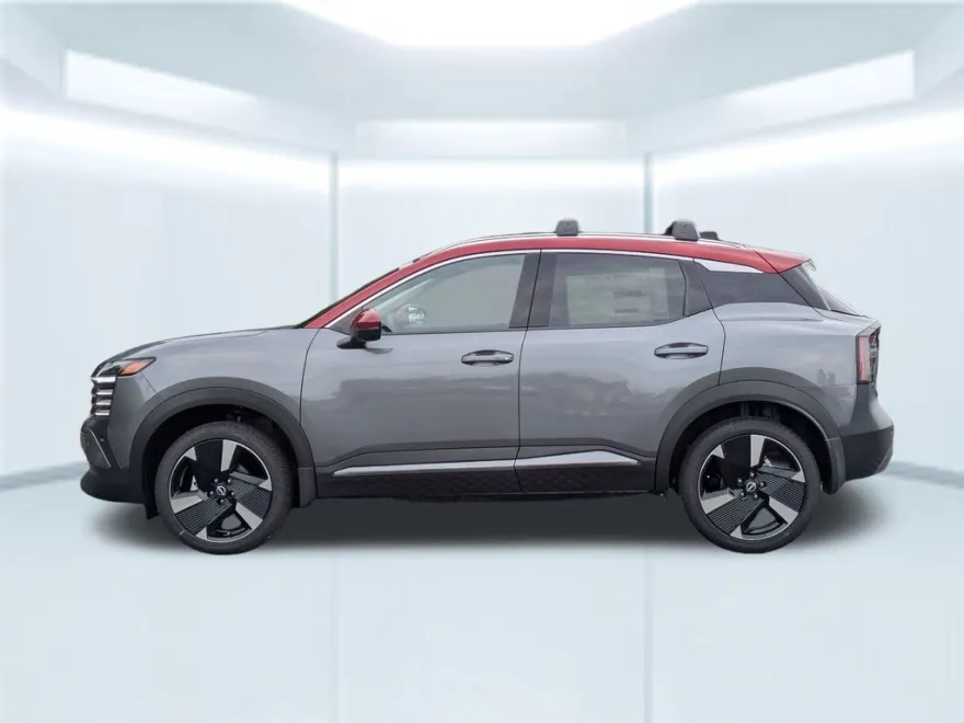 2026 Nissan Kicks SR photo 1