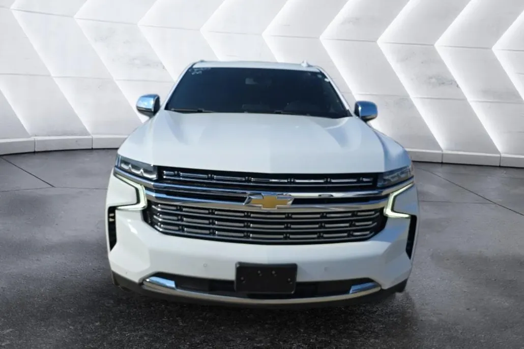 2022 Chevrolet Suburban Premier photo 1