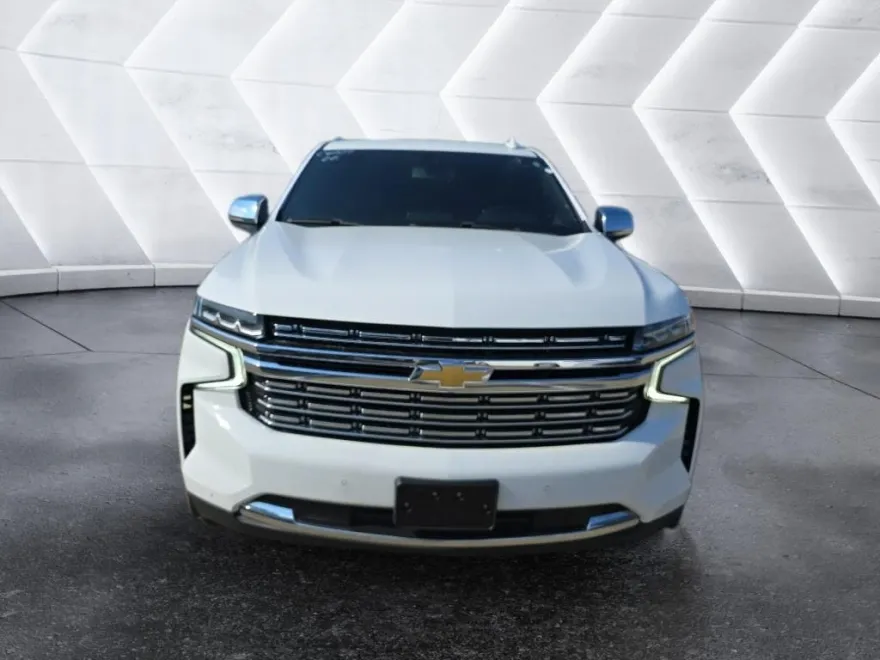 2022 Chevrolet Suburban Premier photo 1
