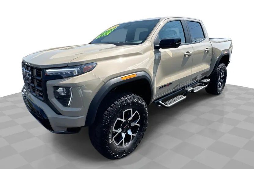 2024 Gmc Canyon AT4X photo 1