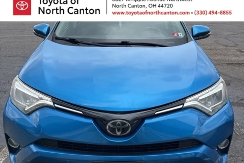 2016 Toyota RAV4 Limited photo 1