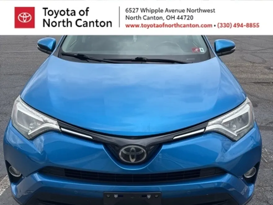 2016 Toyota RAV4 Limited photo 1