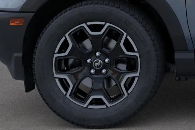 2025 Ford Bronco Sport Outer Banks photo 1