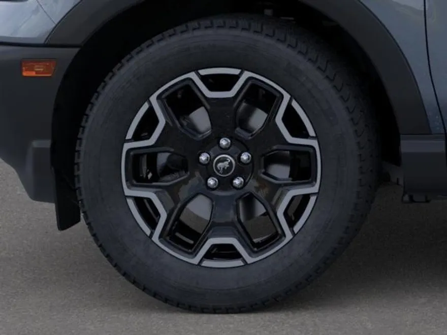 2025 Ford Bronco Sport Outer Banks photo 1