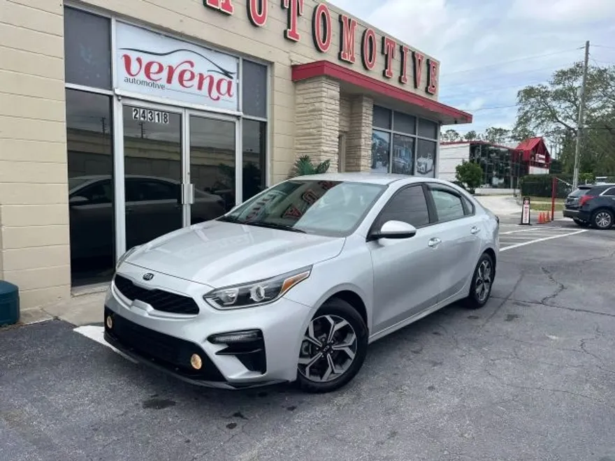 2021 Kia Forte LXS photo 1