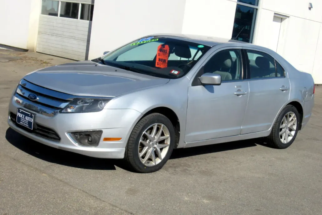 2012 Ford Fusion SEL photo 1