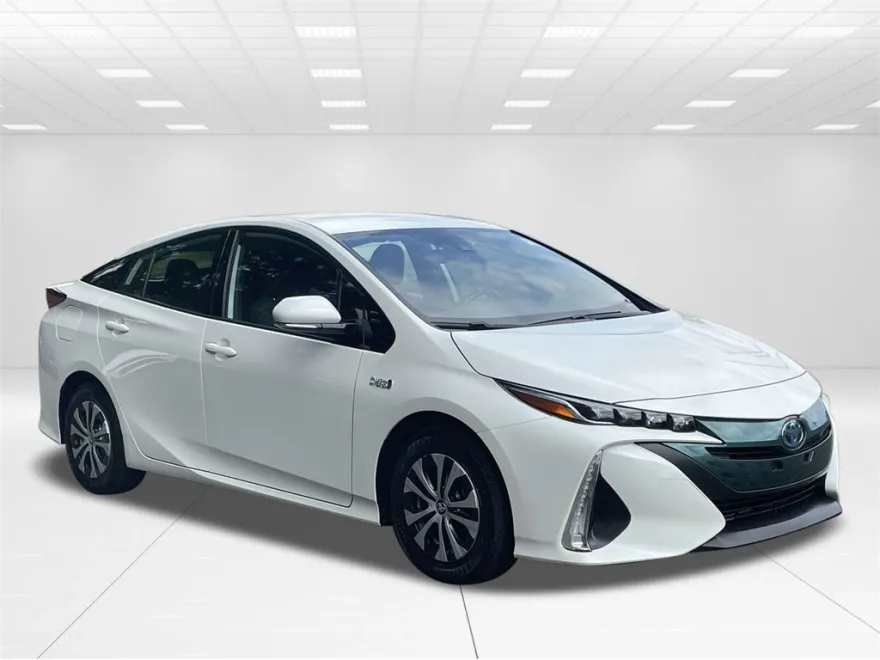 2020 Toyota Prius Prime photo 1