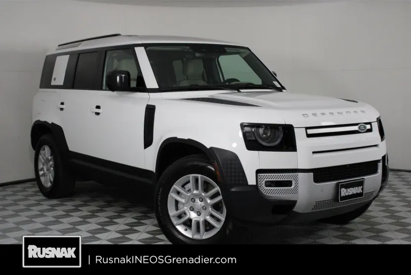 2024 Land Rover Defender 110 S photo 1