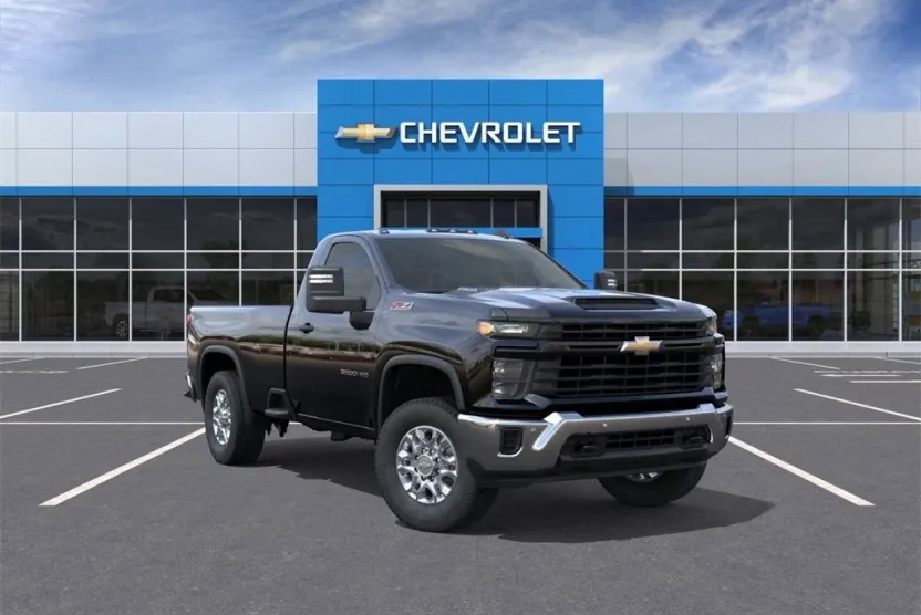 2026 Chevrolet Silverado 3500HD photo 1