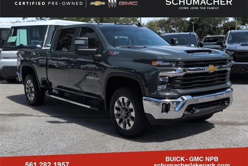 2025 Chevrolet Silverado 2500HD LT photo 1