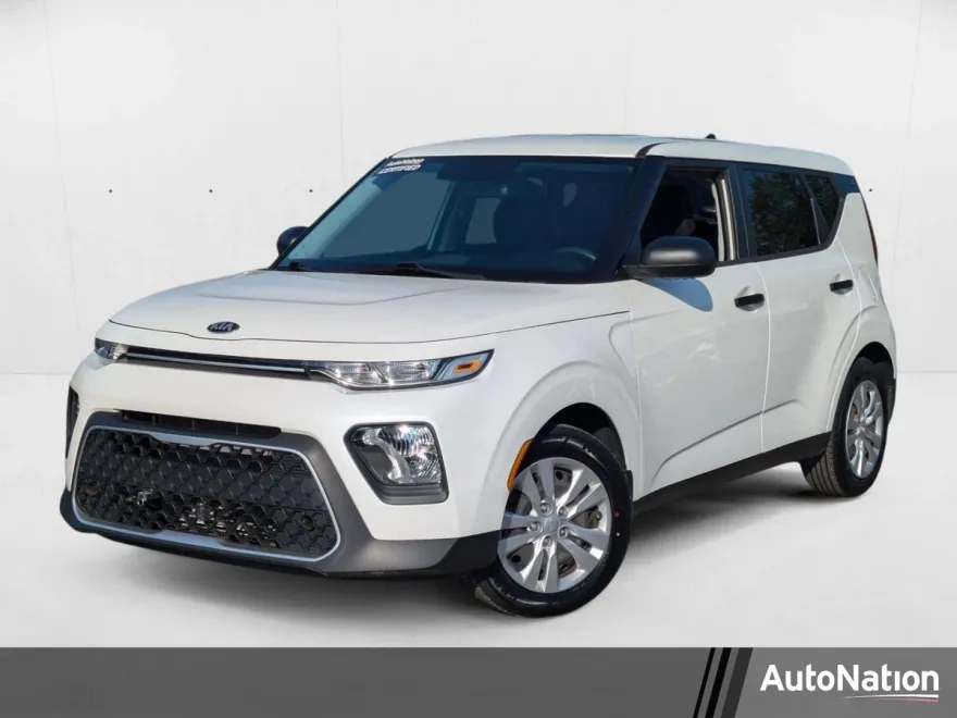 2020 Kia Soul LX photo 1