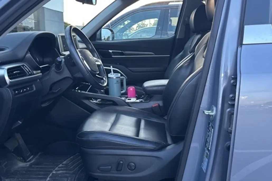 2022 Kia Telluride S photo 1