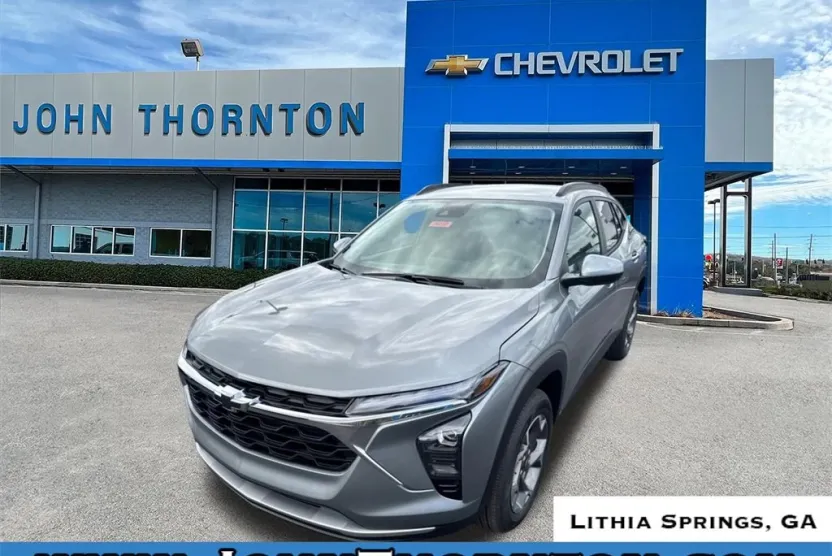 2026 Chevrolet Trax LT photo 1