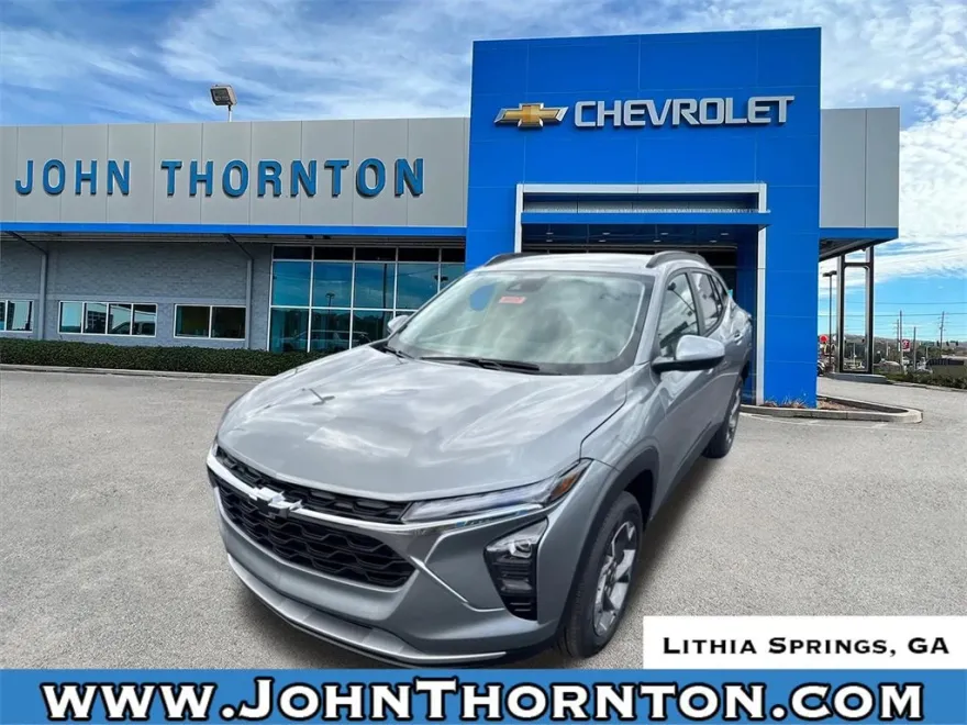 2026 Chevrolet Trax LT photo 1