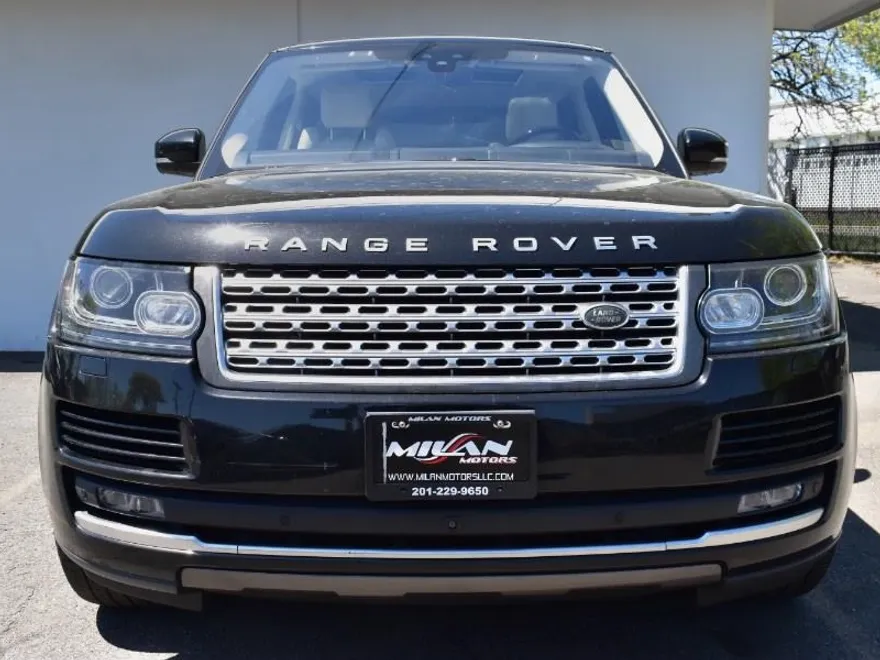 2017 Land Rover Range Rover SuperCharged photo 1
