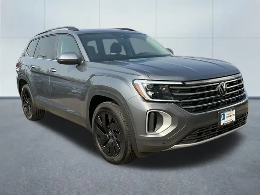 2025 Volkswagen Atlas SE Technology photo 1