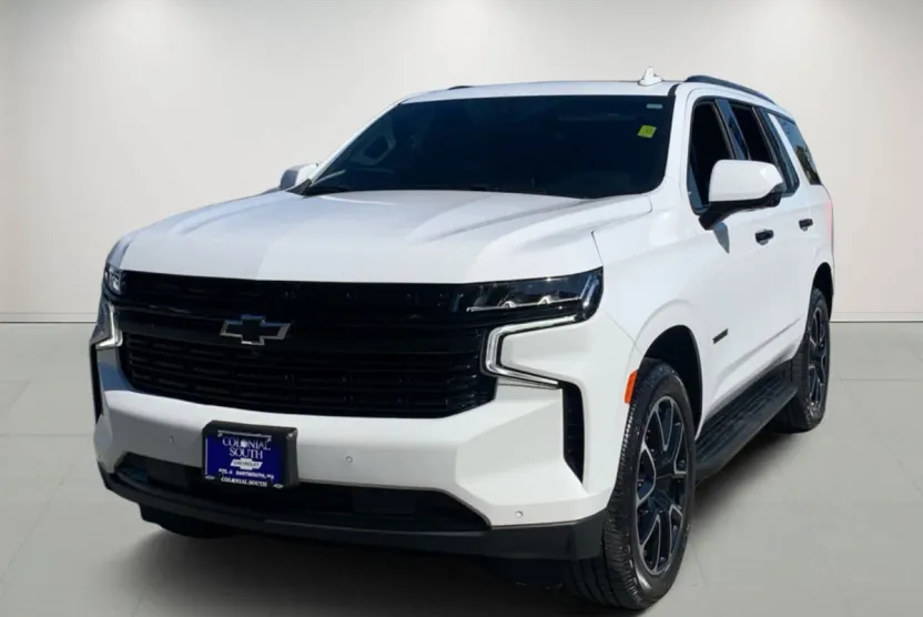 2023 Chevrolet Tahoe RST photo 1