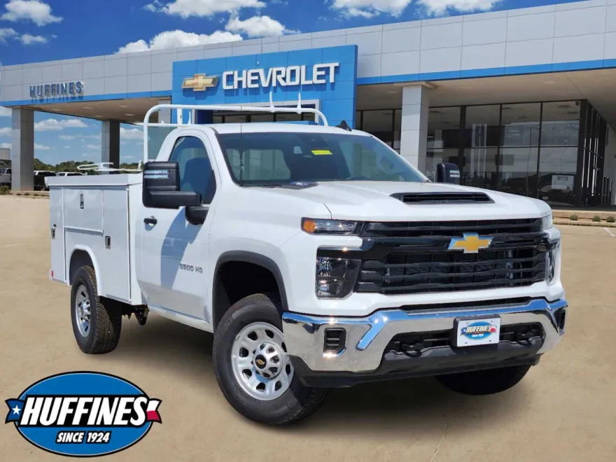 2024 Chevrolet Silverado 3500HD photo 1