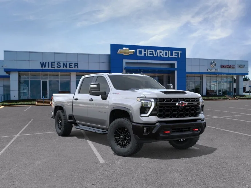 2025 Chevrolet Silverado 2500HD ZR2 photo 1