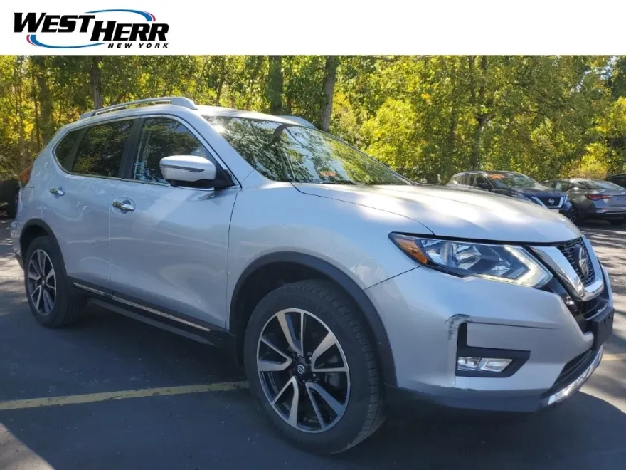 2019 Nissan Rogue SL photo 1