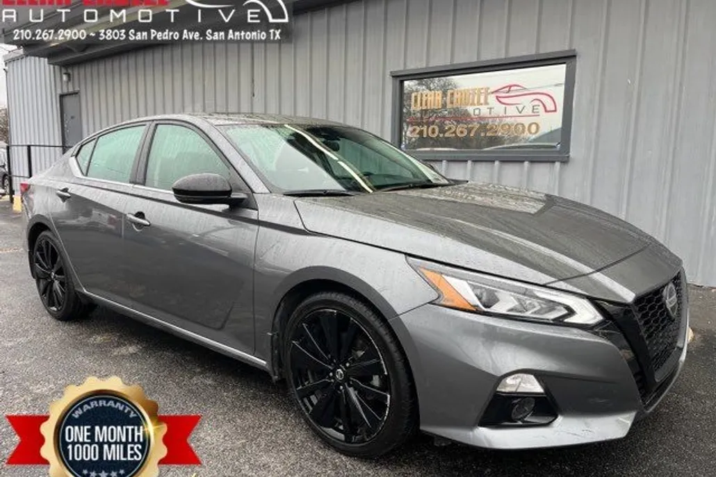 2022 Nissan Altima photo 1