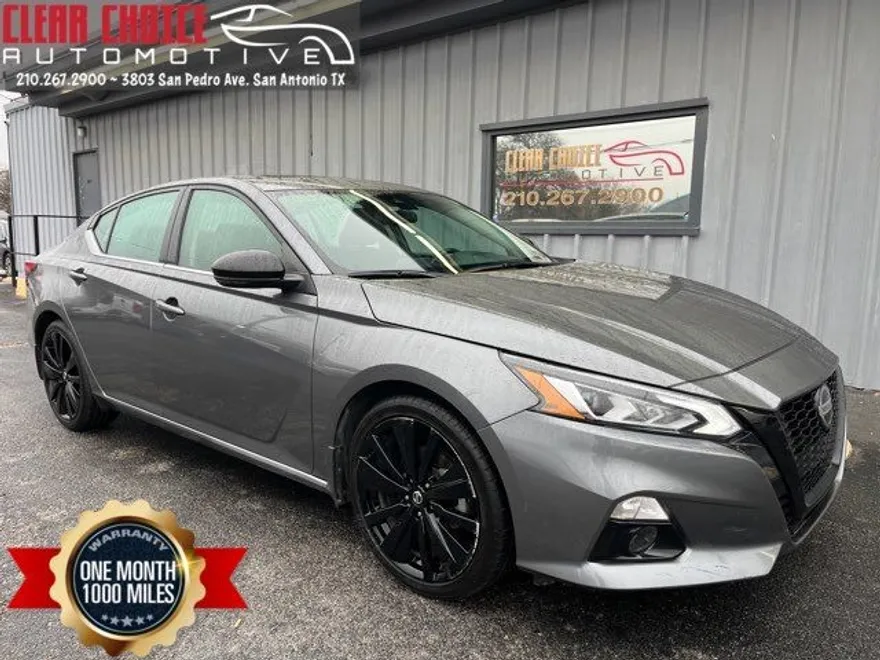 2022 Nissan Altima photo 1