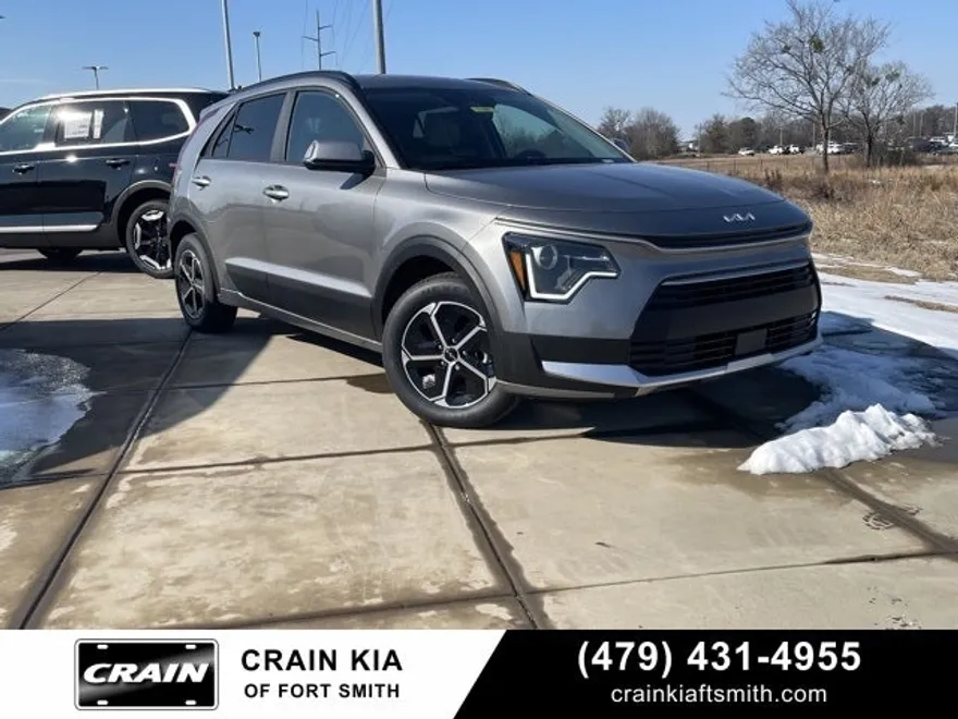2025 Kia Niro EX photo 1