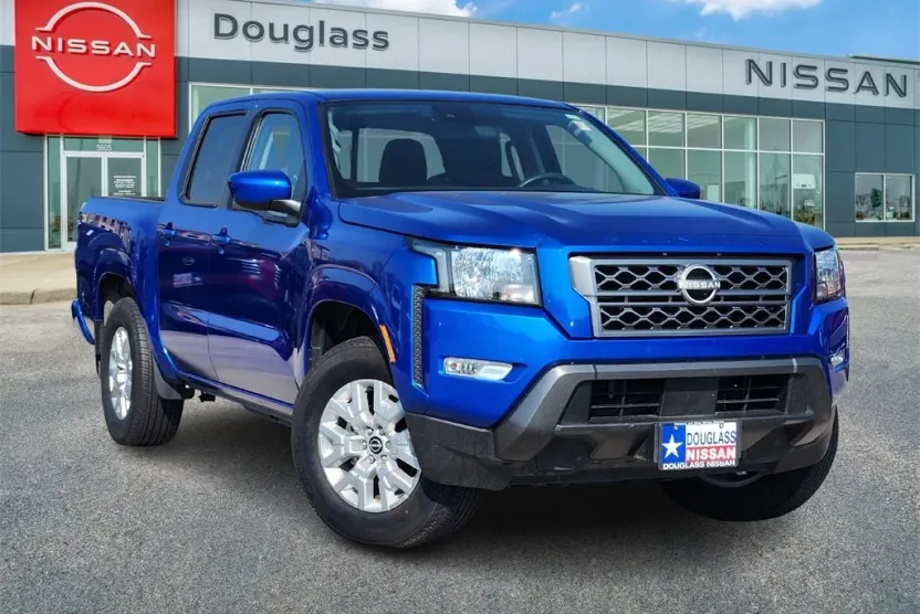 2024 Nissan Frontier SV photo 1