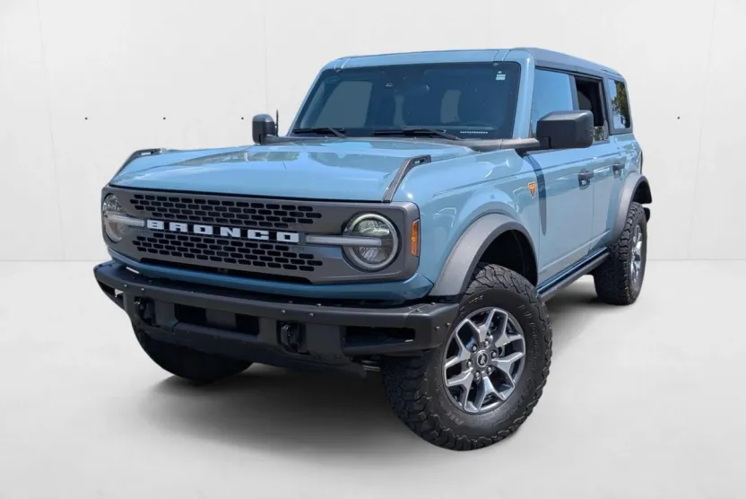 2022 Ford Bronco Base Big Bend Black Diamond Outer Banks Badlands Wildtrak Everglades photo 1
