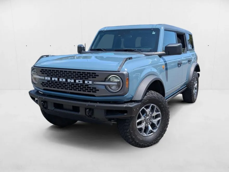 2022 Ford Bronco Base Big Bend Black Diamond Outer Banks Badlands Wildtrak Everglades photo 1