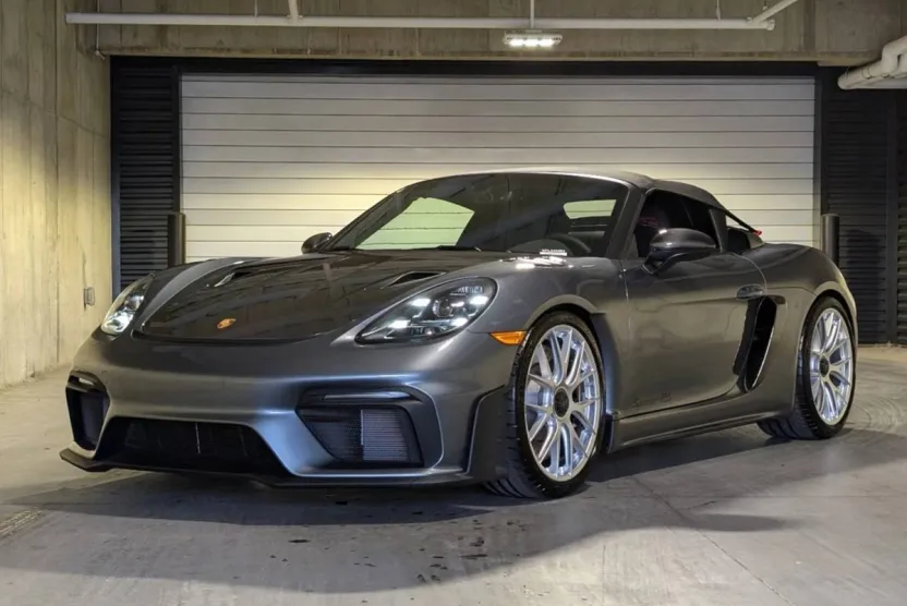 2024 Porsche Boxster Spyder photo 1