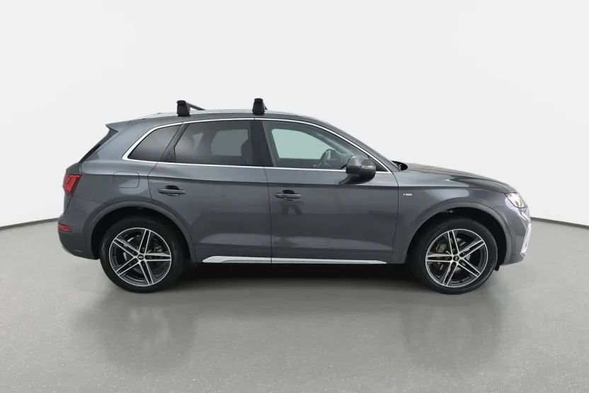 2021 Audi Q5 Premium Plus 55 TFSI e photo 1