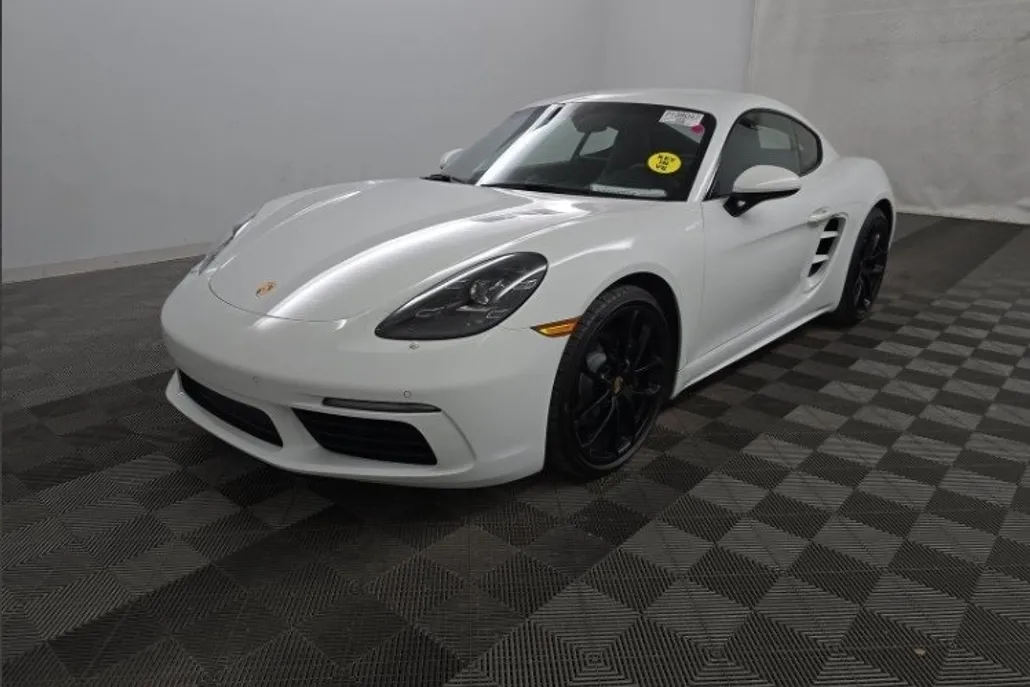 2025 Porsche Cayman Base photo 1