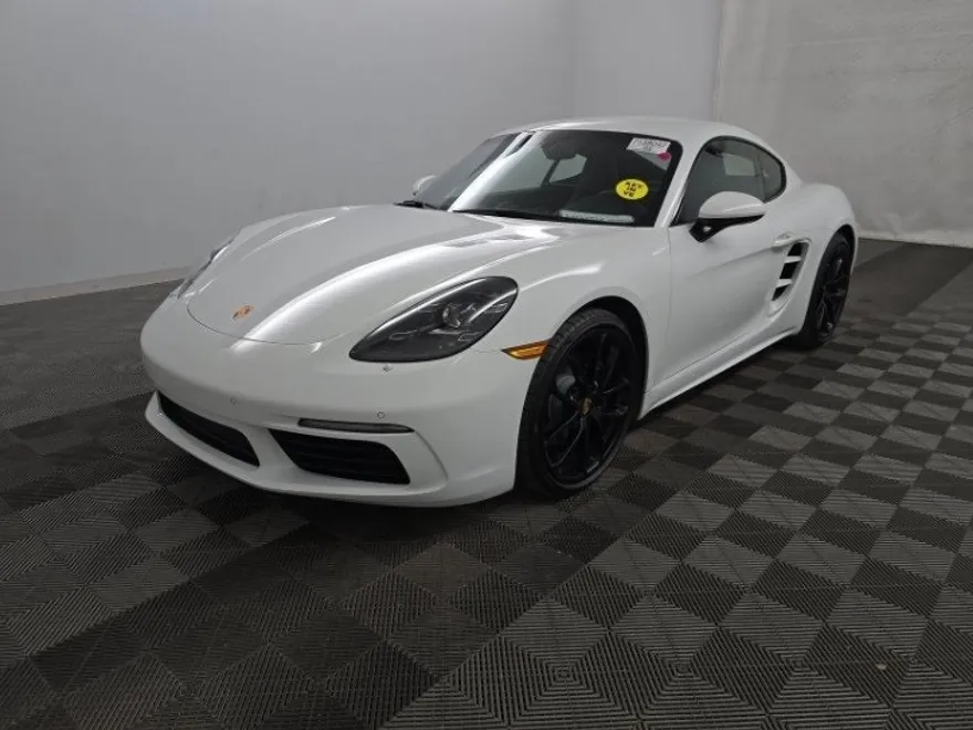 2025 Porsche Cayman Base photo 1