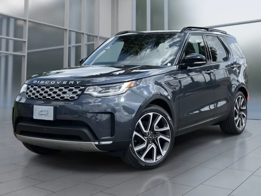 2025 Land Rover Discovery S photo 1